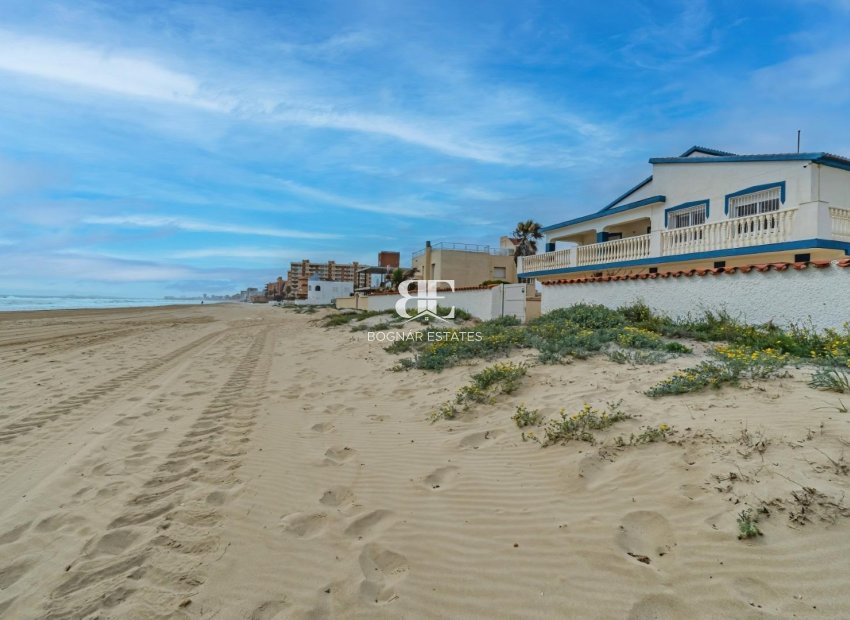 Wiederverkauf - Villa -
La Manga del Mar Menor - Playa del Estacio