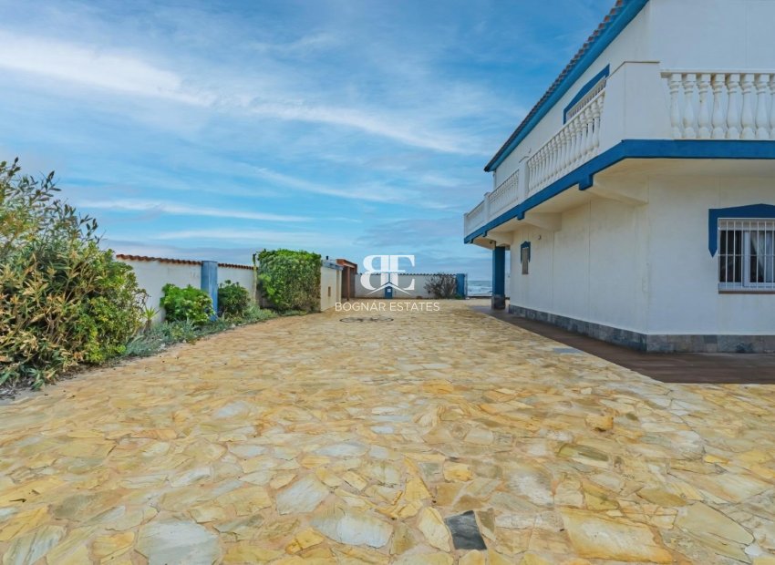 Wiederverkauf - Villa -
La Manga del Mar Menor - Playa del Estacio