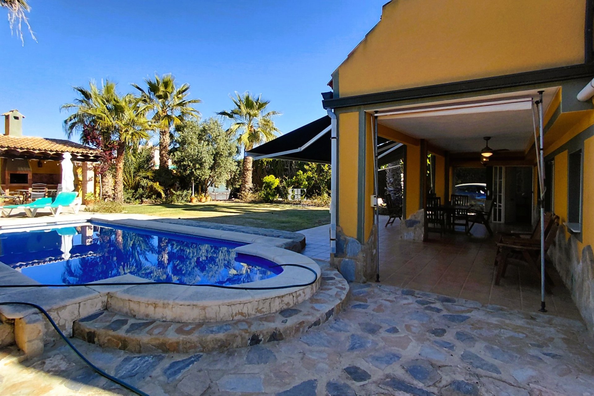 Wiederverkauf - Villa -
La Marina