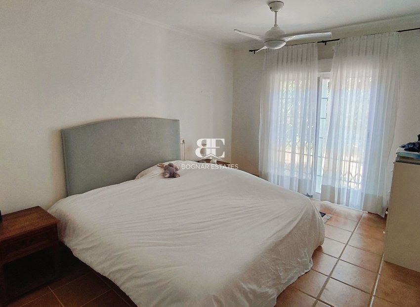 Wiederverkauf - Villa -
La Marina