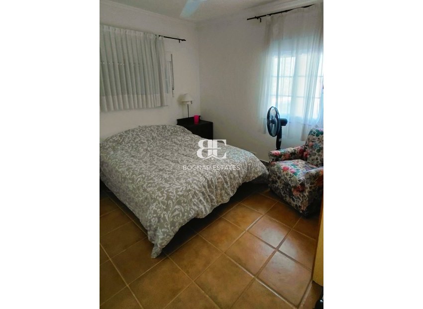 Wiederverkauf - Villa -
La Marina