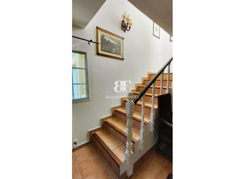 Wiederverkauf - Villa -
La Marina