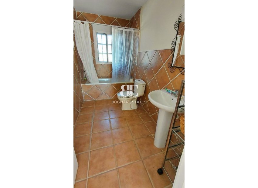 Wiederverkauf - Villa -
La Marina