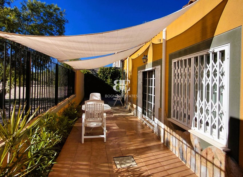 Wiederverkauf - Villa -
La Marina