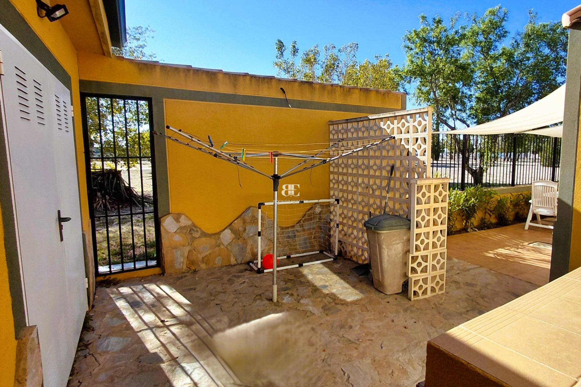 Wiederverkauf - Villa -
La Marina