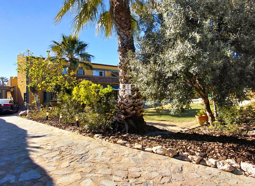 Wiederverkauf - Villa -
La Marina