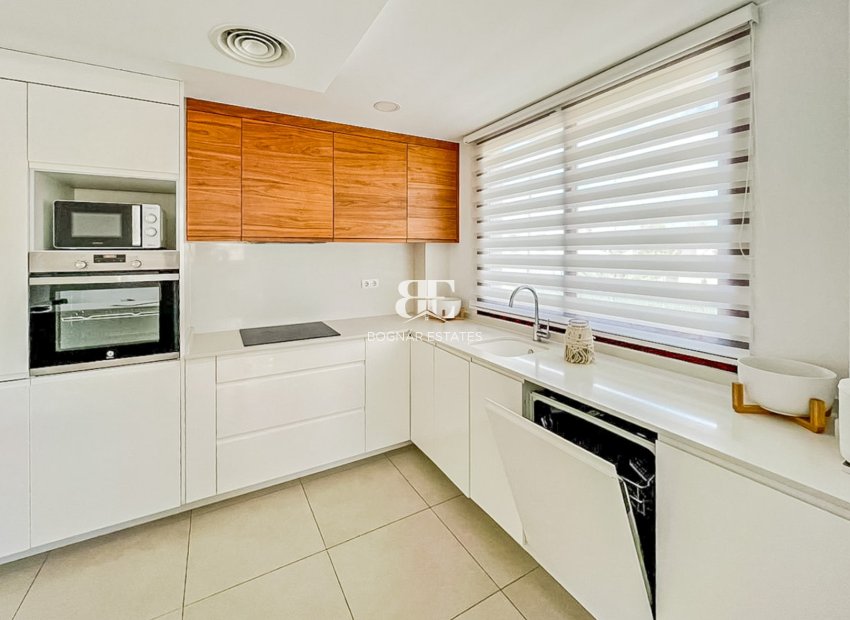 Wiederverkauf - Villa -
La Nucía - Montebello