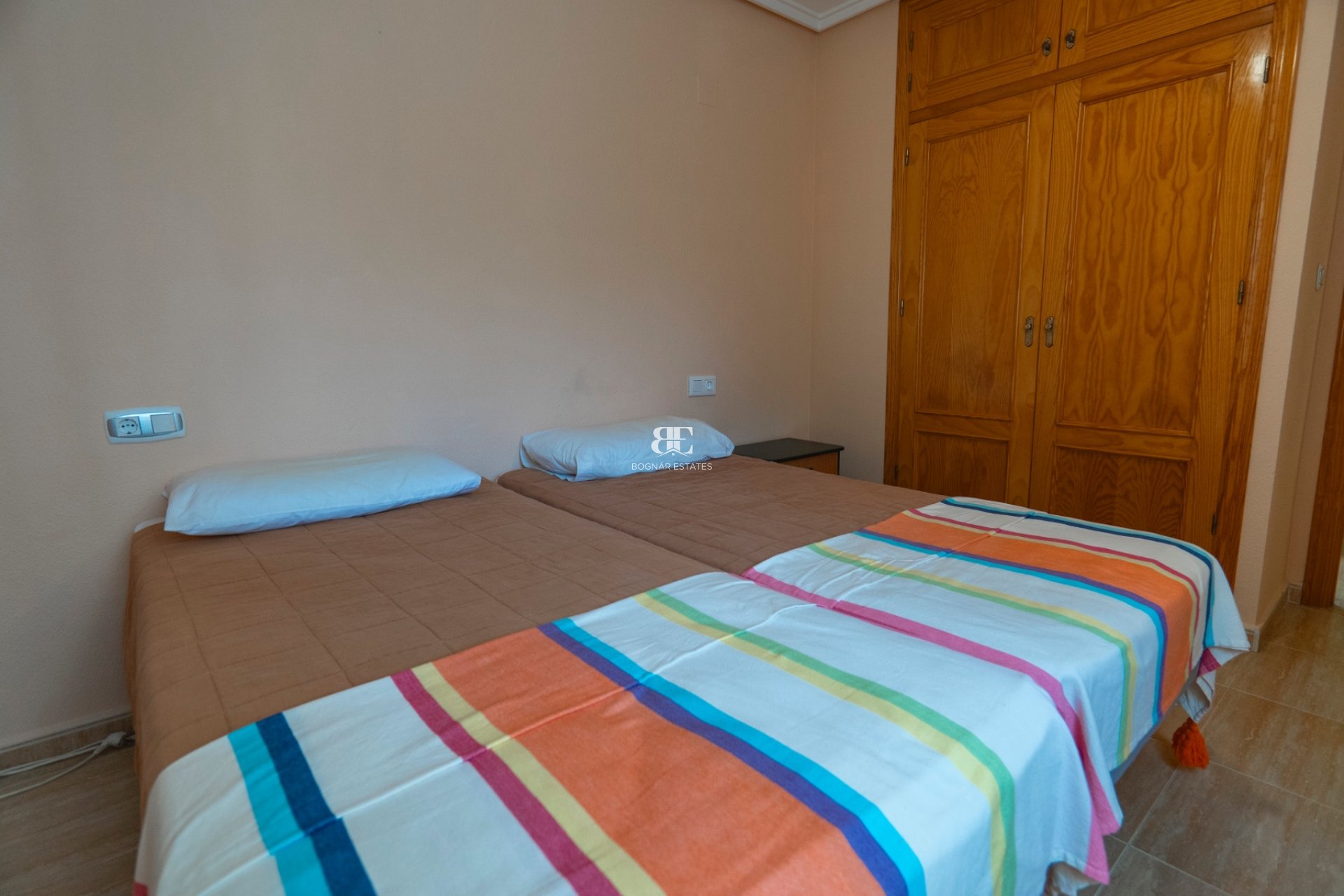 Wiederverkauf - Villa -
Lo Crispin