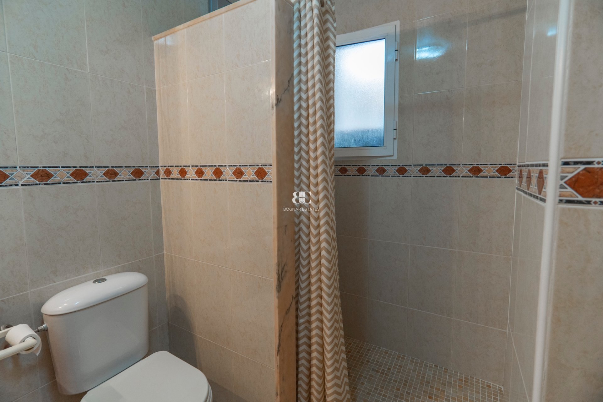 Wiederverkauf - Villa -
Lo Crispin