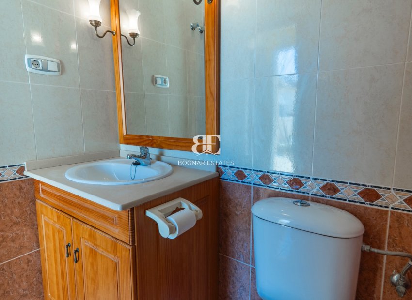 Wiederverkauf - Villa -
Lo Crispin