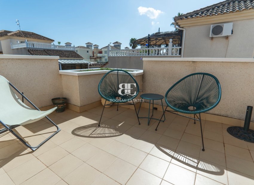 Wiederverkauf - Villa -
Lo Crispin