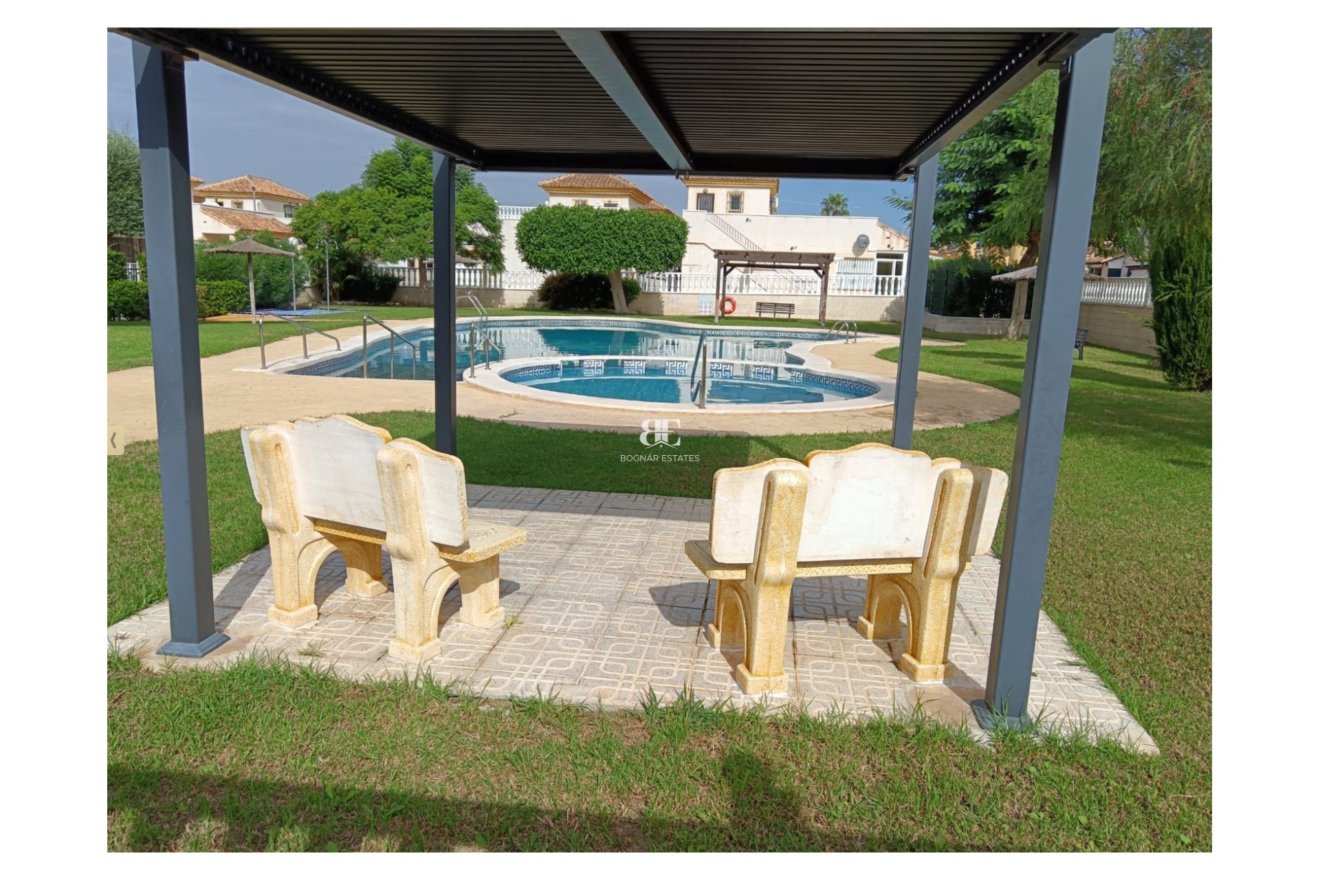 Wiederverkauf - Villa -
Lo Crispin