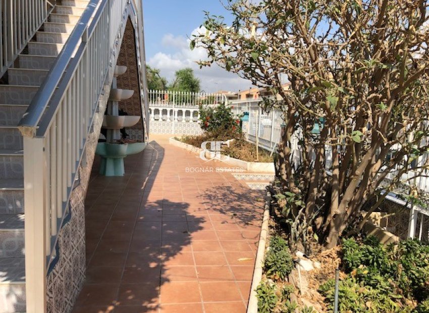 Wiederverkauf - Villa -
Los Alcazares - Punta Calera