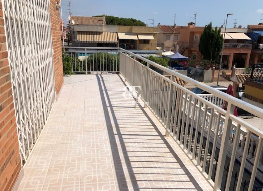 Wiederverkauf - Villa -
Los Alcazares - Punta Calera