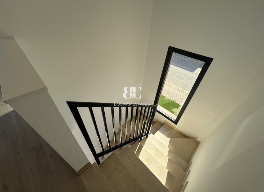 Wiederverkauf - Villa -
Los Alcazares - Roda Golf Resort