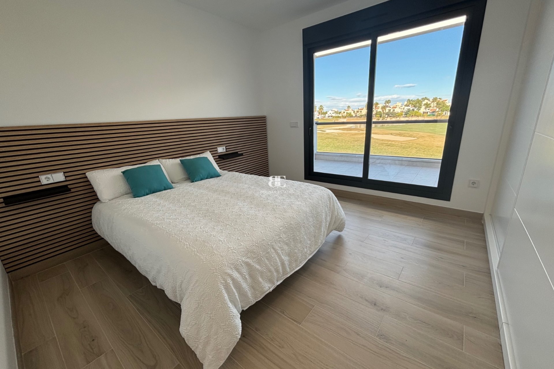 Wiederverkauf - Villa -
Los Alcazares - Roda Golf Resort