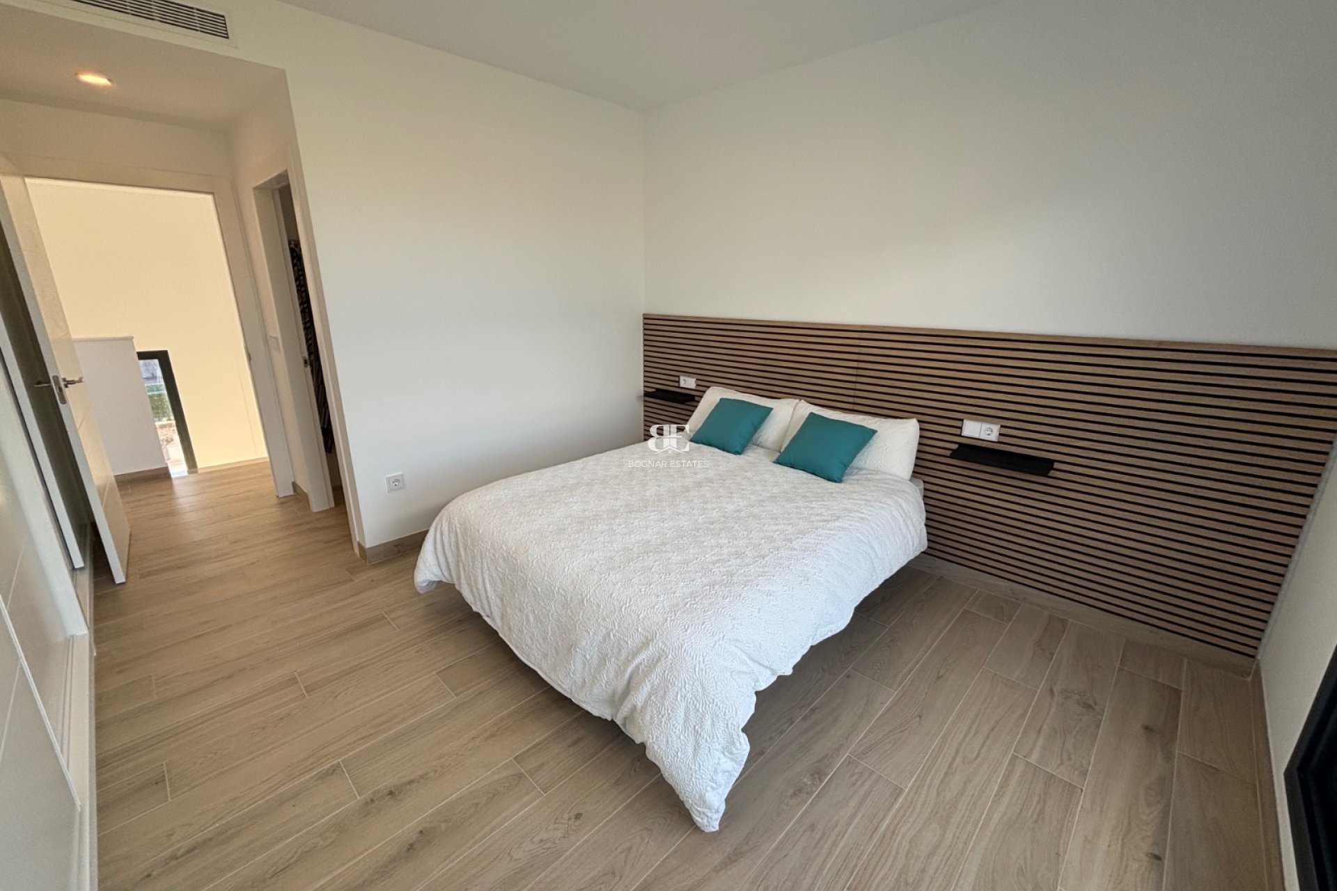 Wiederverkauf - Villa -
Los Alcazares - Roda Golf Resort
