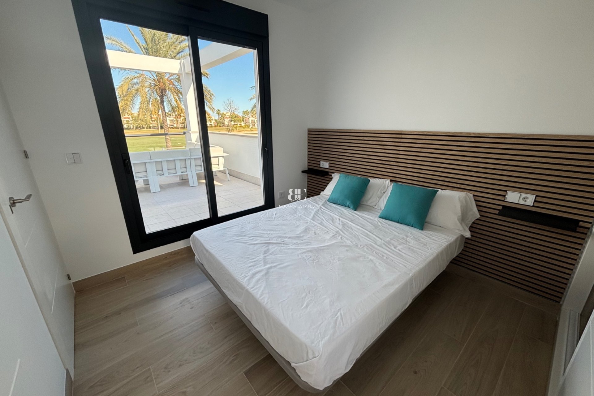 Wiederverkauf - Villa -
Los Alcazares - Roda Golf Resort