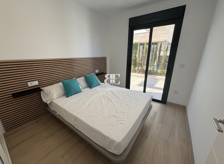 Wiederverkauf - Villa -
Los Alcazares - Roda Golf Resort