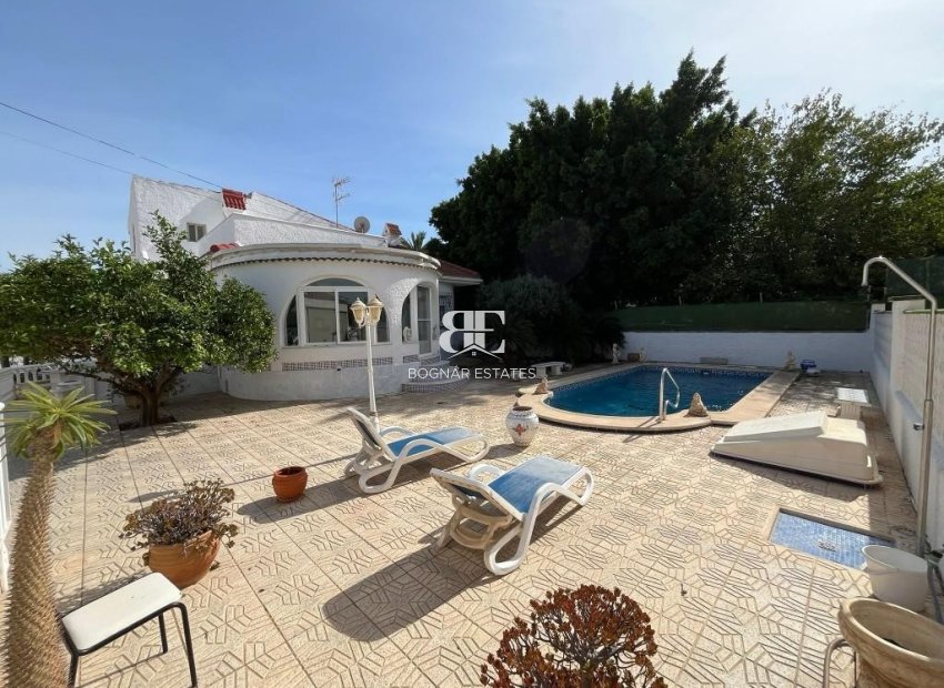 Wiederverkauf - Villa -
Los Alcazares