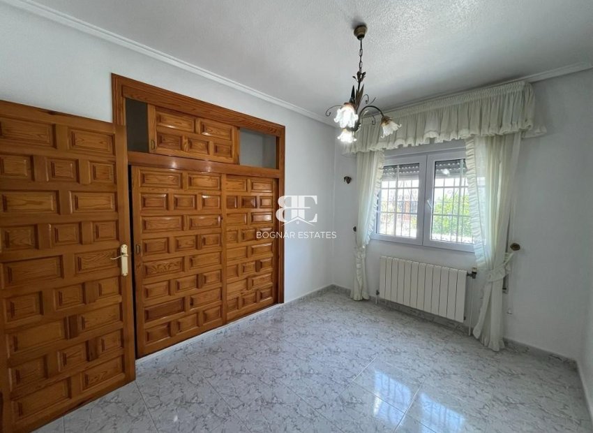 Wiederverkauf - Villa -
Los Alcazares