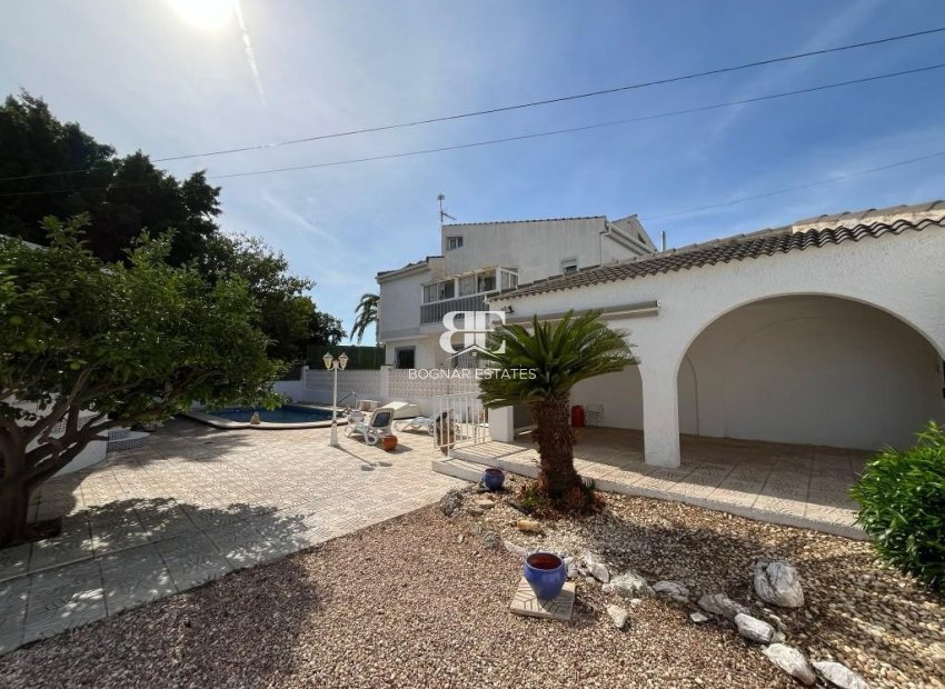 Wiederverkauf - Villa -
Los Alcazares