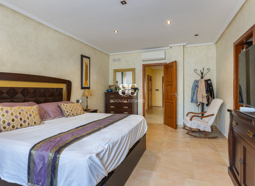 Wiederverkauf - Villa -
Los Montesinos - La Herrada