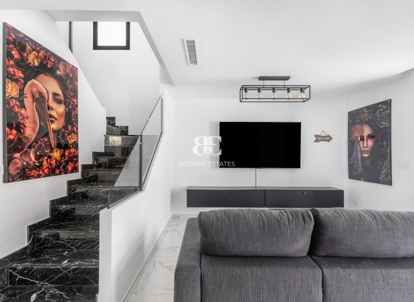 Wiederverkauf - Villa -
Los Montesinos - La Herrada