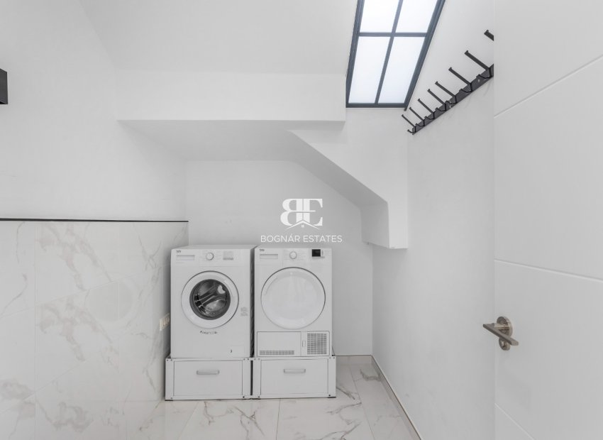 Wiederverkauf - Villa -
Los Montesinos - La Herrada