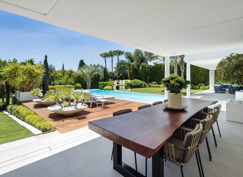 Wiederverkauf - Villa -
Marbella - East Marbella