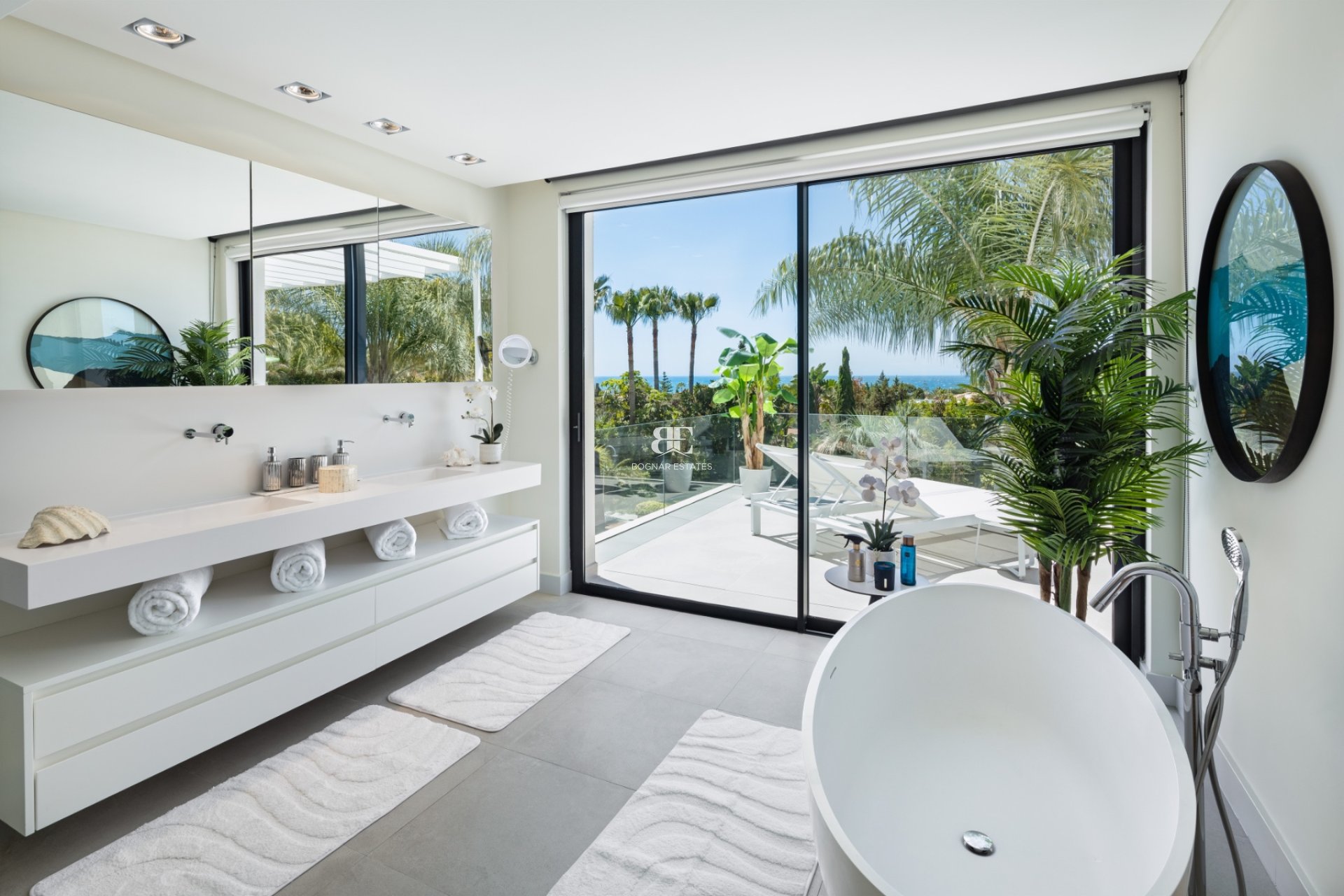 Wiederverkauf - Villa -
Marbella - East Marbella