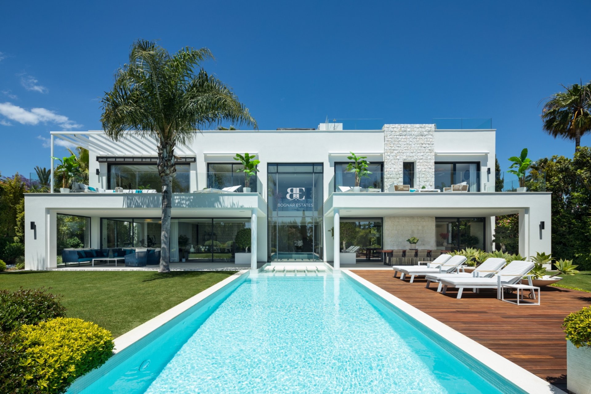 Wiederverkauf - Villa -
Marbella - East Marbella