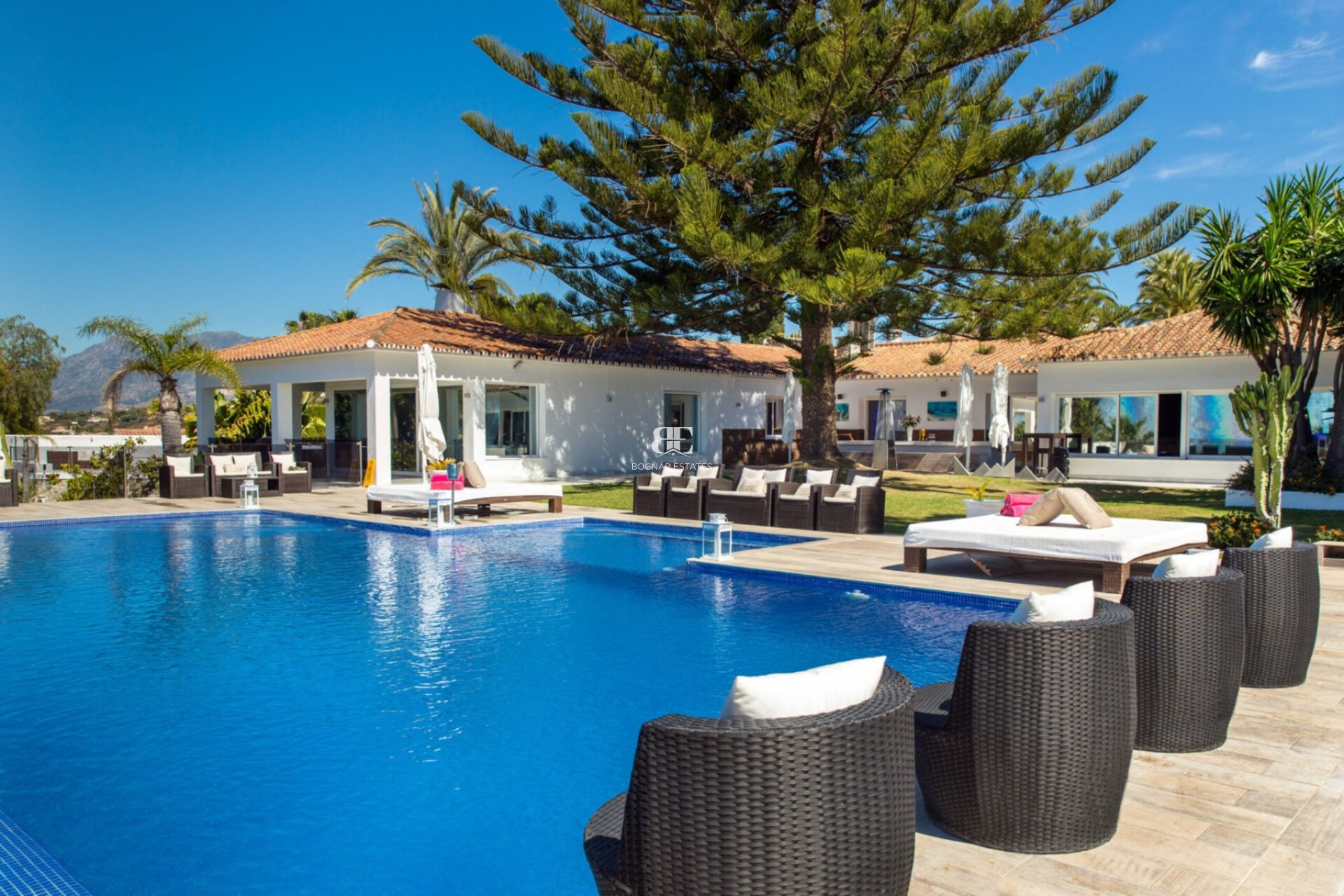 Wiederverkauf - Villa -
Marbella - Elviria
