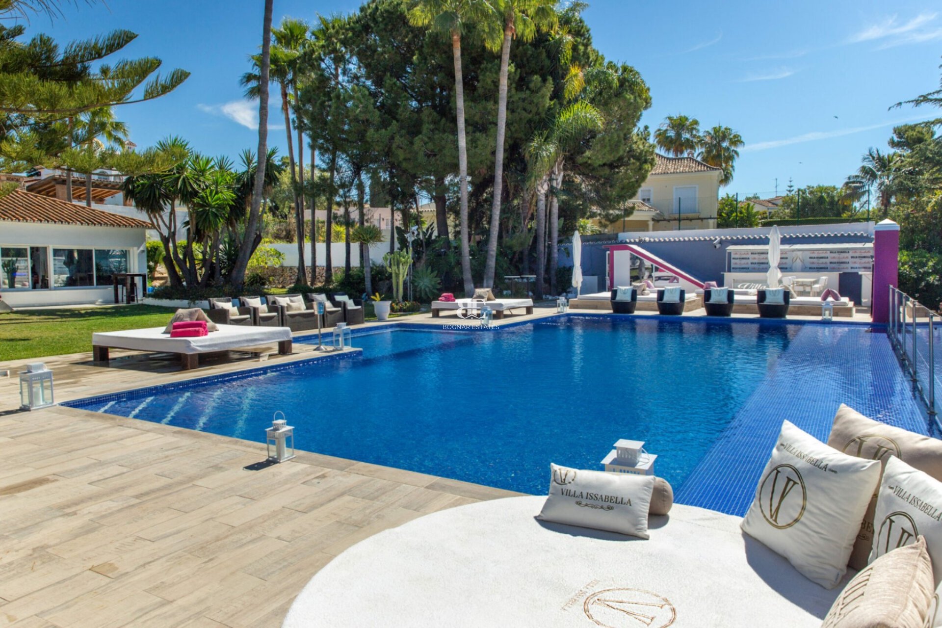 Wiederverkauf - Villa -
Marbella - Elviria