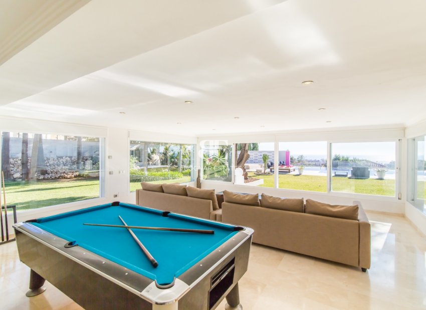 Wiederverkauf - Villa -
Marbella - Elviria