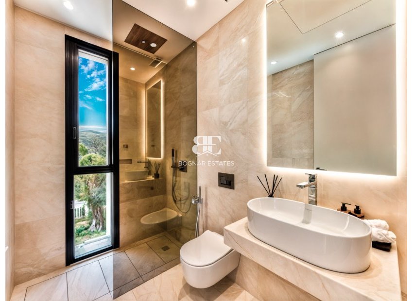 Wiederverkauf - Villa -
Marbella - Golden Mile