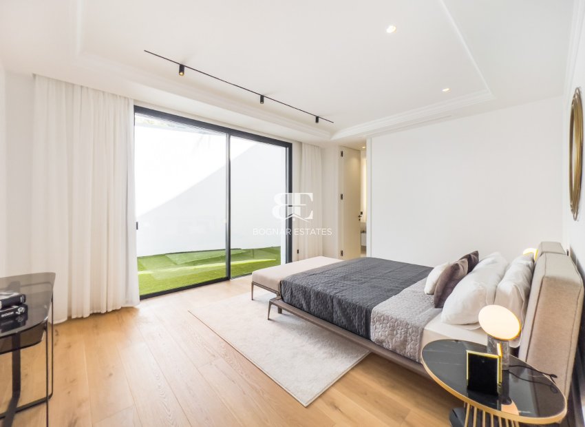 Wiederverkauf - Villa -
Marbella - Golden Mile
