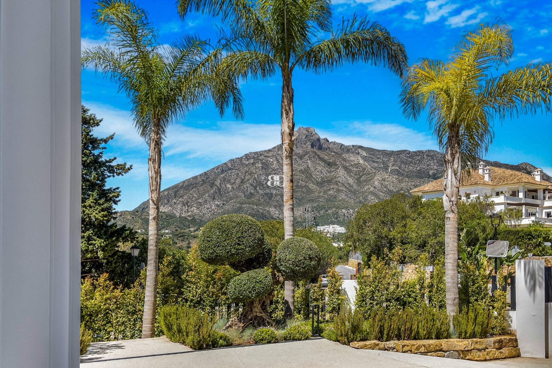 Wiederverkauf - Villa -
Marbella - Golden Mile