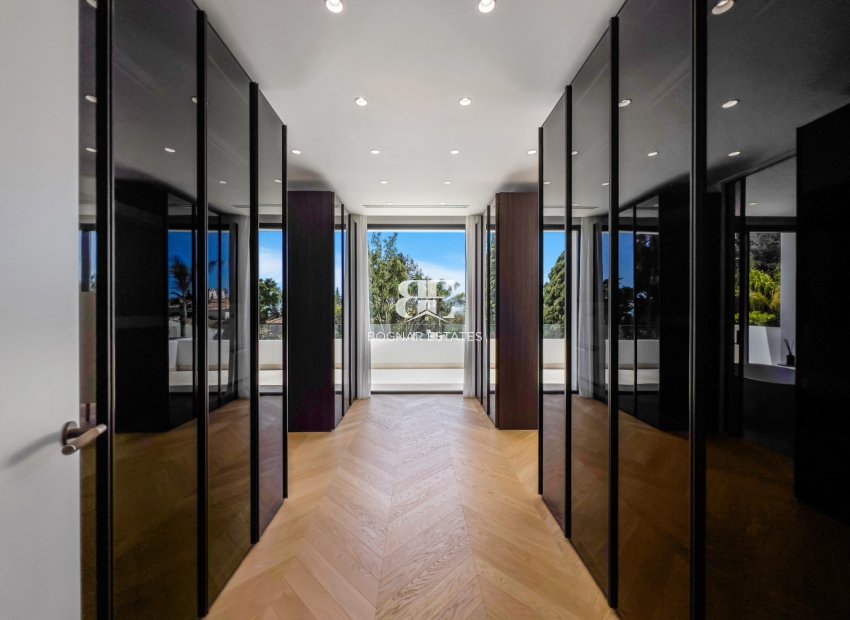 Wiederverkauf - Villa -
Marbella - Golden Mile