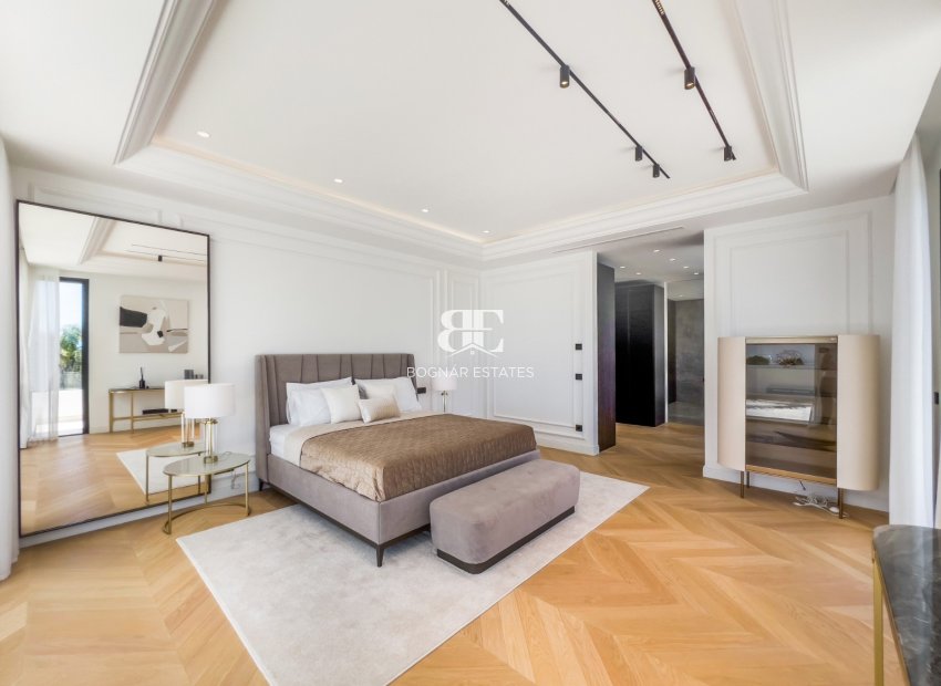 Wiederverkauf - Villa -
Marbella - Golden Mile