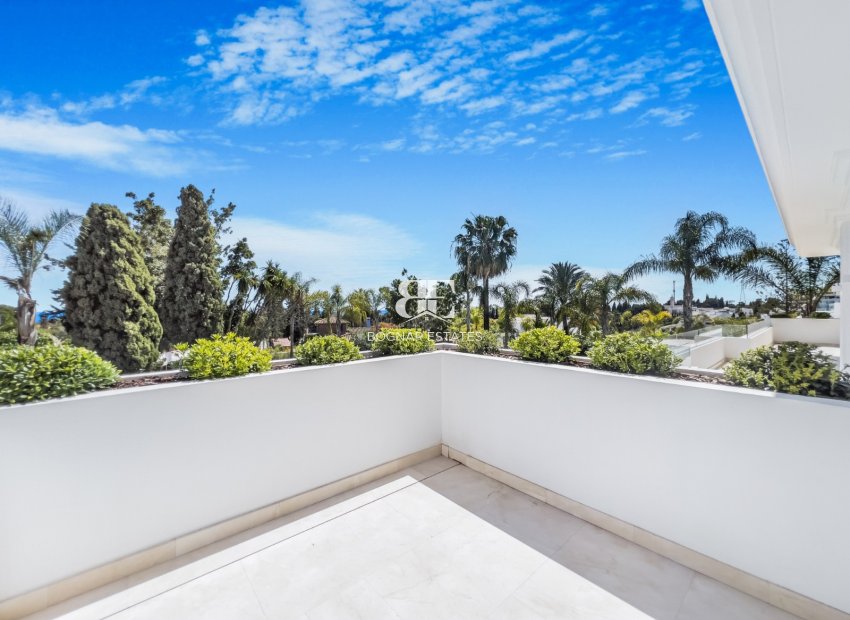 Wiederverkauf - Villa -
Marbella - Golden Mile
