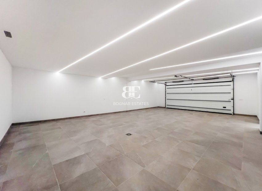 Wiederverkauf - Villa -
Marbella - Golden Mile