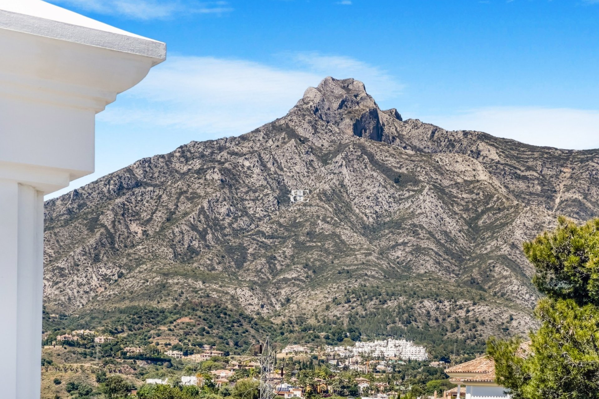 Wiederverkauf - Villa -
Marbella - Golden Mile