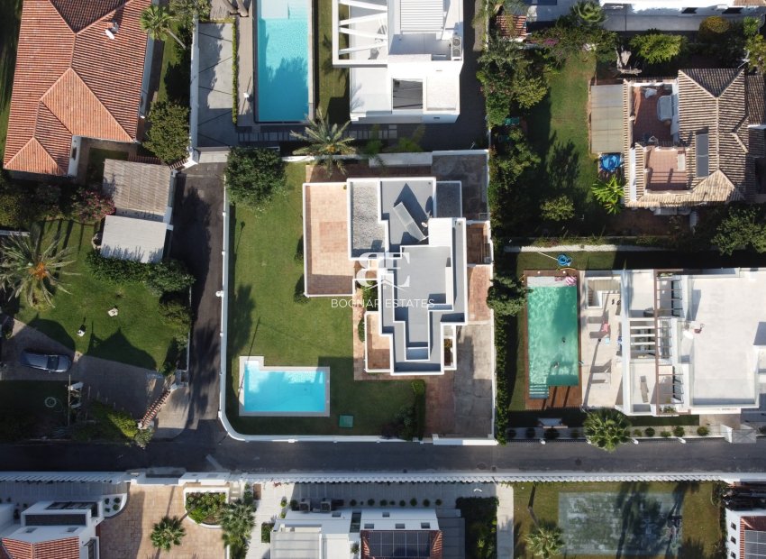 Wiederverkauf - Villa -
Marbella - Las Chapas