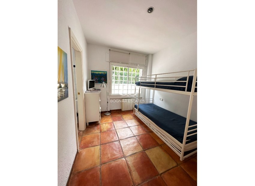 Wiederverkauf - Villa -
Marbella - Las Chapas