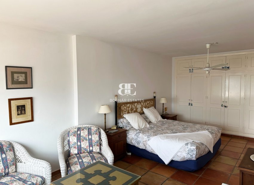 Wiederverkauf - Villa -
Marbella - Las Chapas