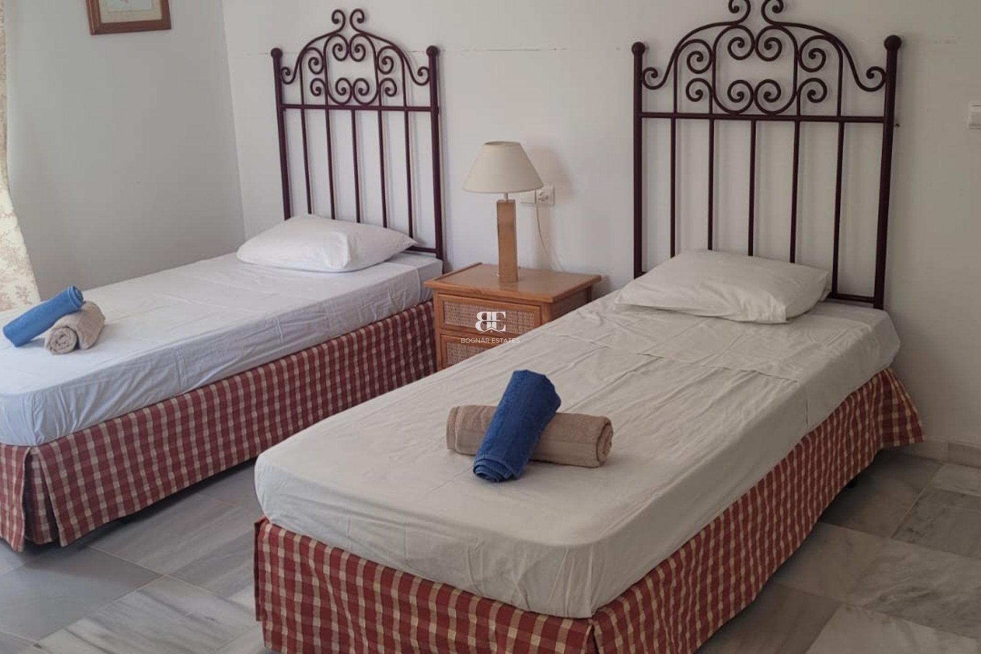 Wiederverkauf - Villa -
Marbella - Las Chapas