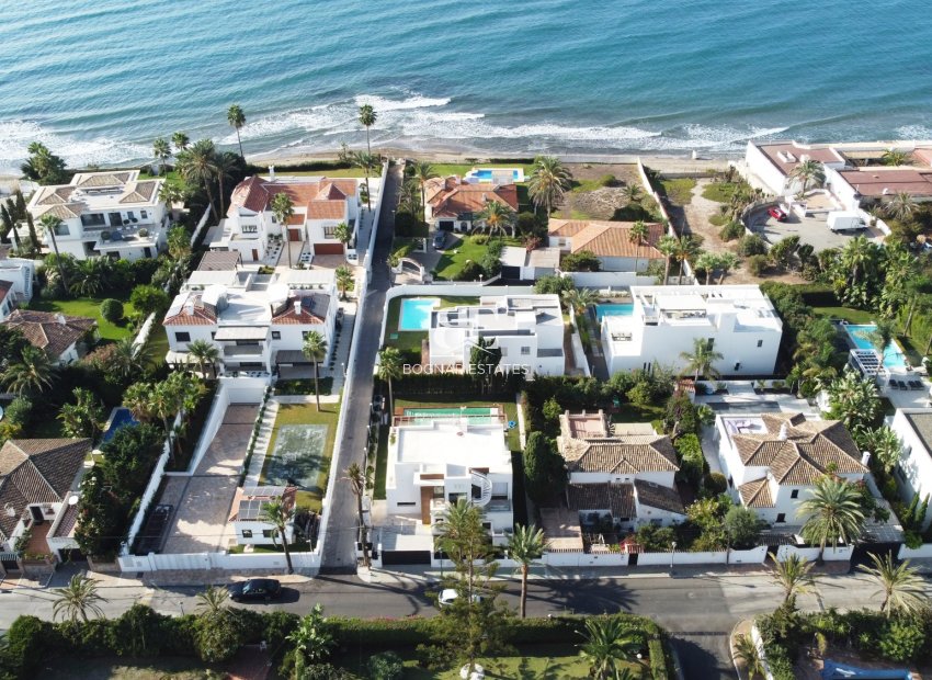 Wiederverkauf - Villa -
Marbella - Las Chapas