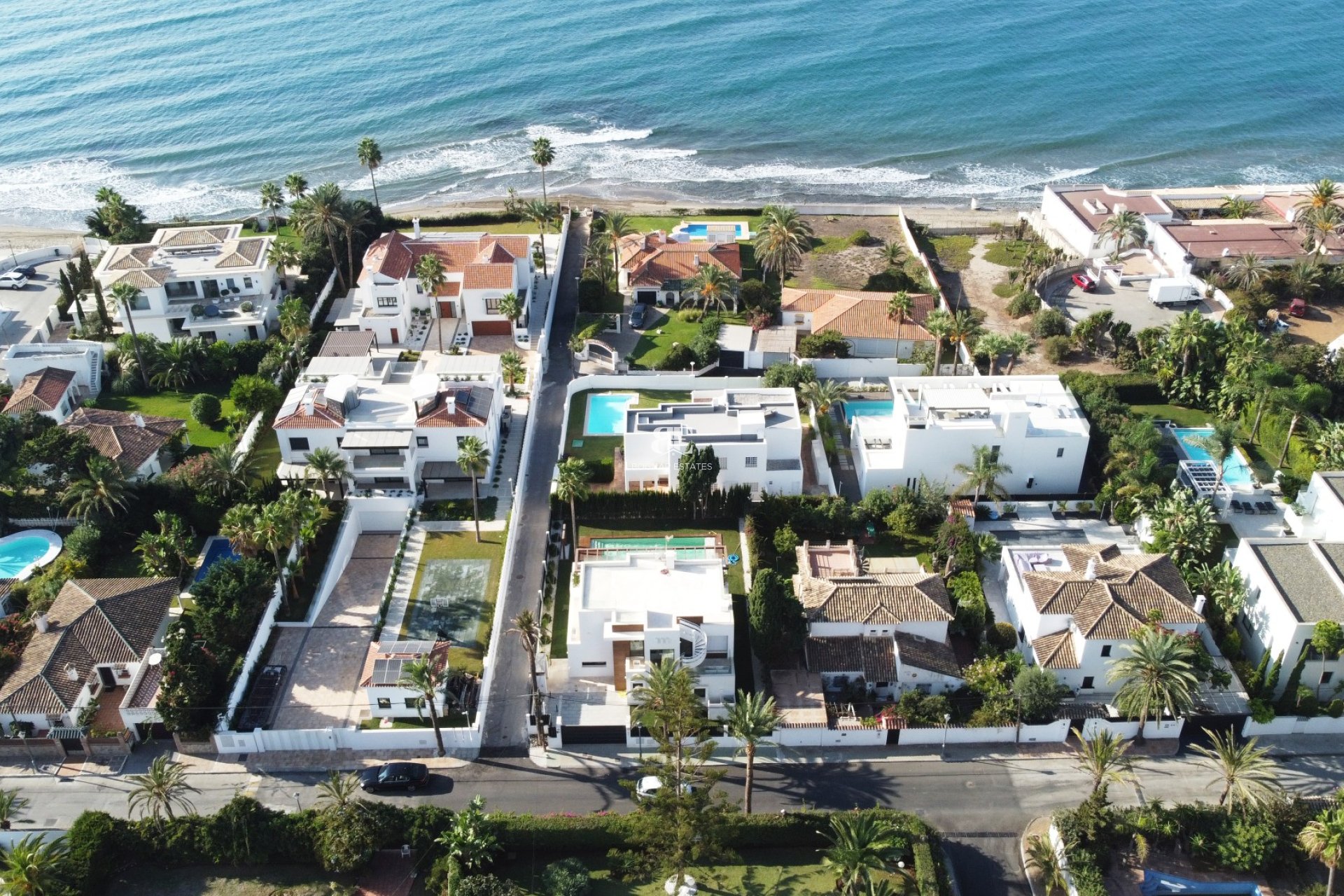 Wiederverkauf - Villa -
Marbella - Las Chapas