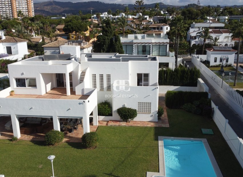 Wiederverkauf - Villa -
Marbella - Las Chapas